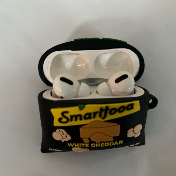 Air pro case brand new I have lots to choose from - Picture 3 of 16